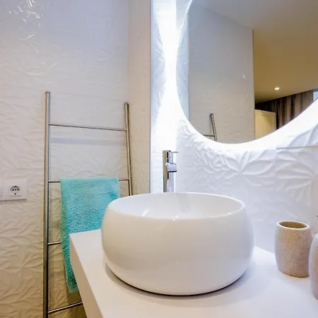 Stylish & Modern 2 Bedroom In Olympia Playa Americas Playa de las Américas